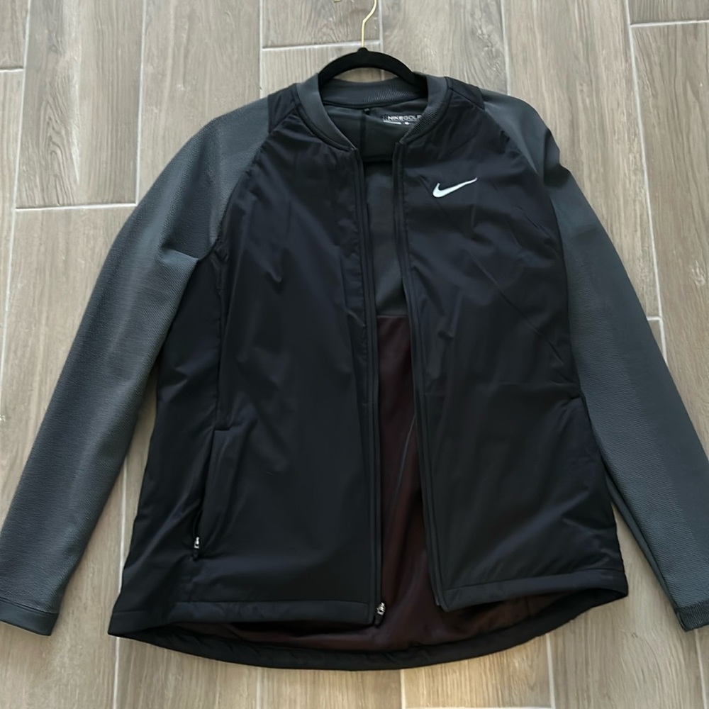 Nike women’s Golf Jacket